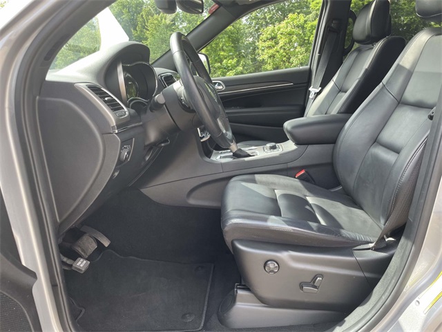 Vehicle image 14 of 40