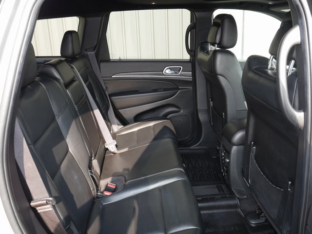 Vehicle image 27 of 29