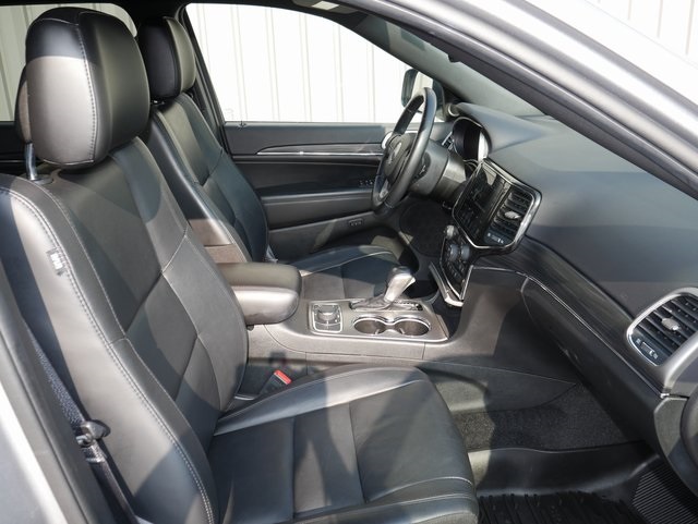 Vehicle image 28 of 29