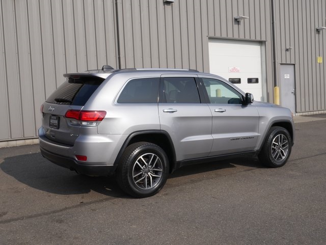Vehicle image 3 of 29