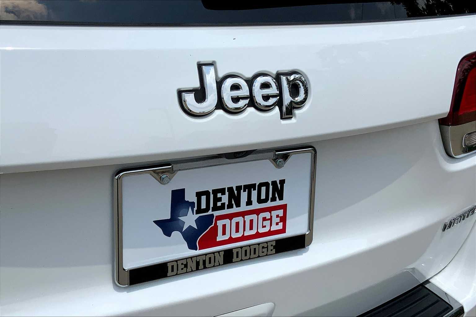 Vehicle image 30 of 36