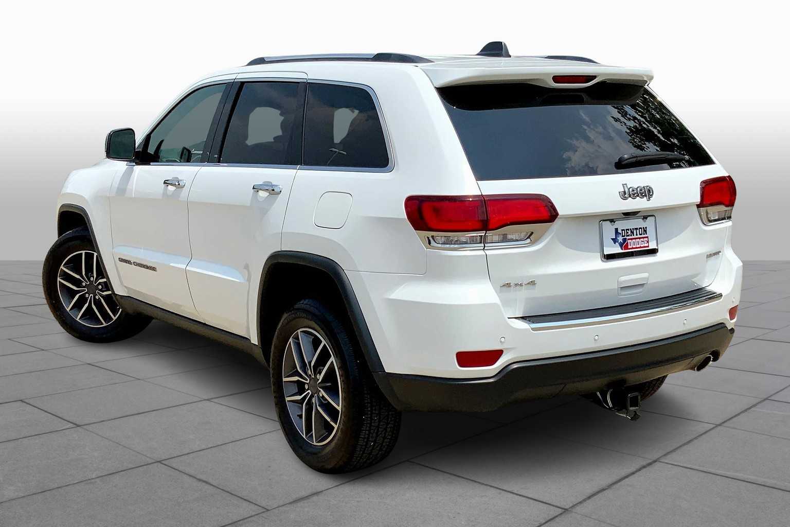 Vehicle image 6 of 36