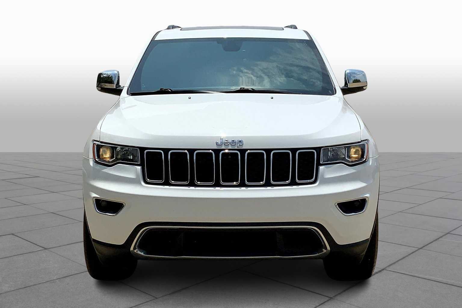 Vehicle image 2 of 36