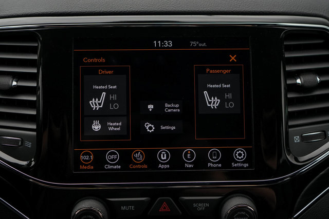 Vehicle image 15 of 24