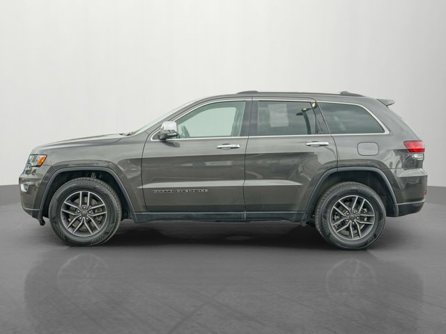 Vehicle image 8 of 24