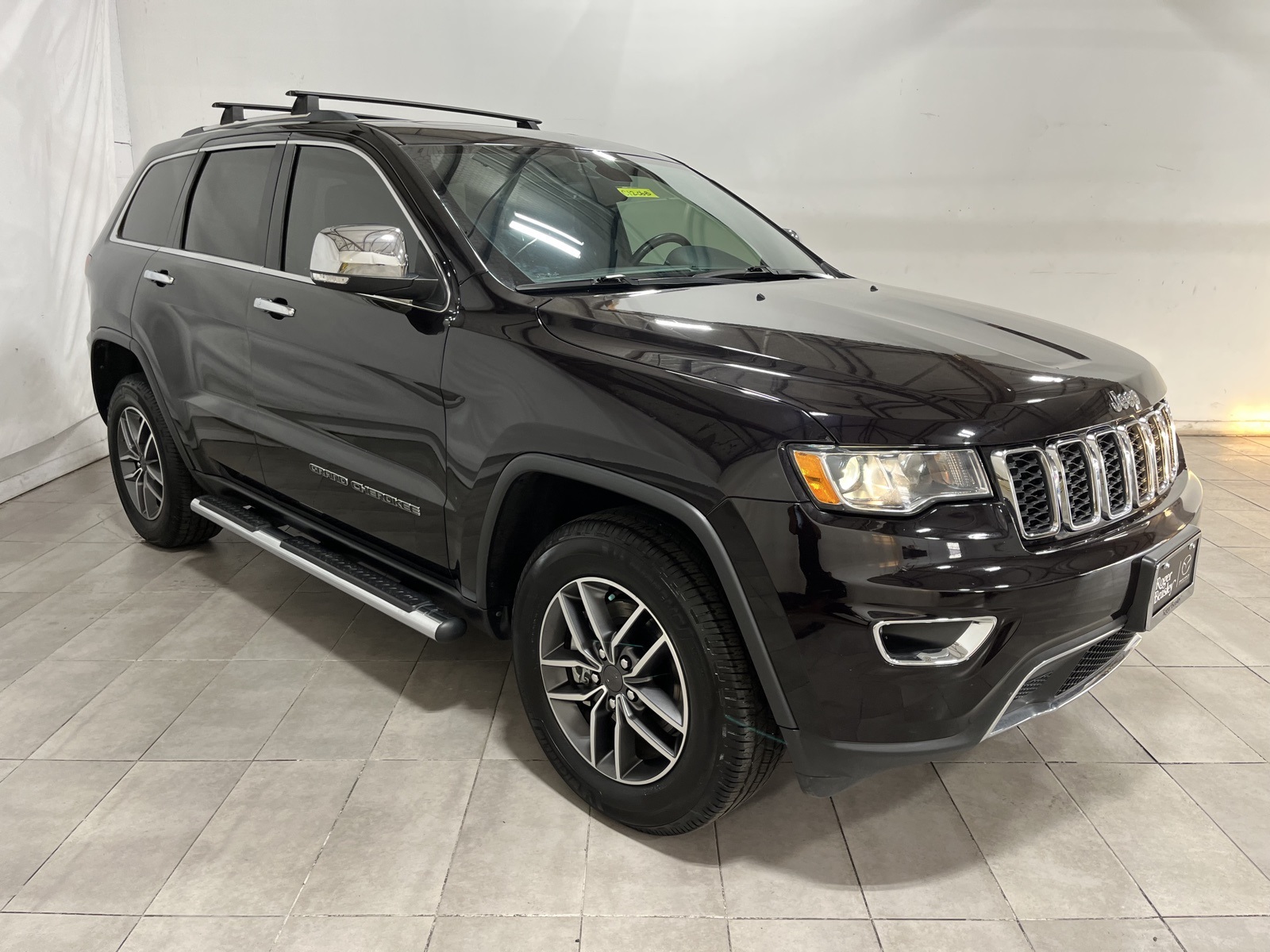 Vehicle image 2 of 29