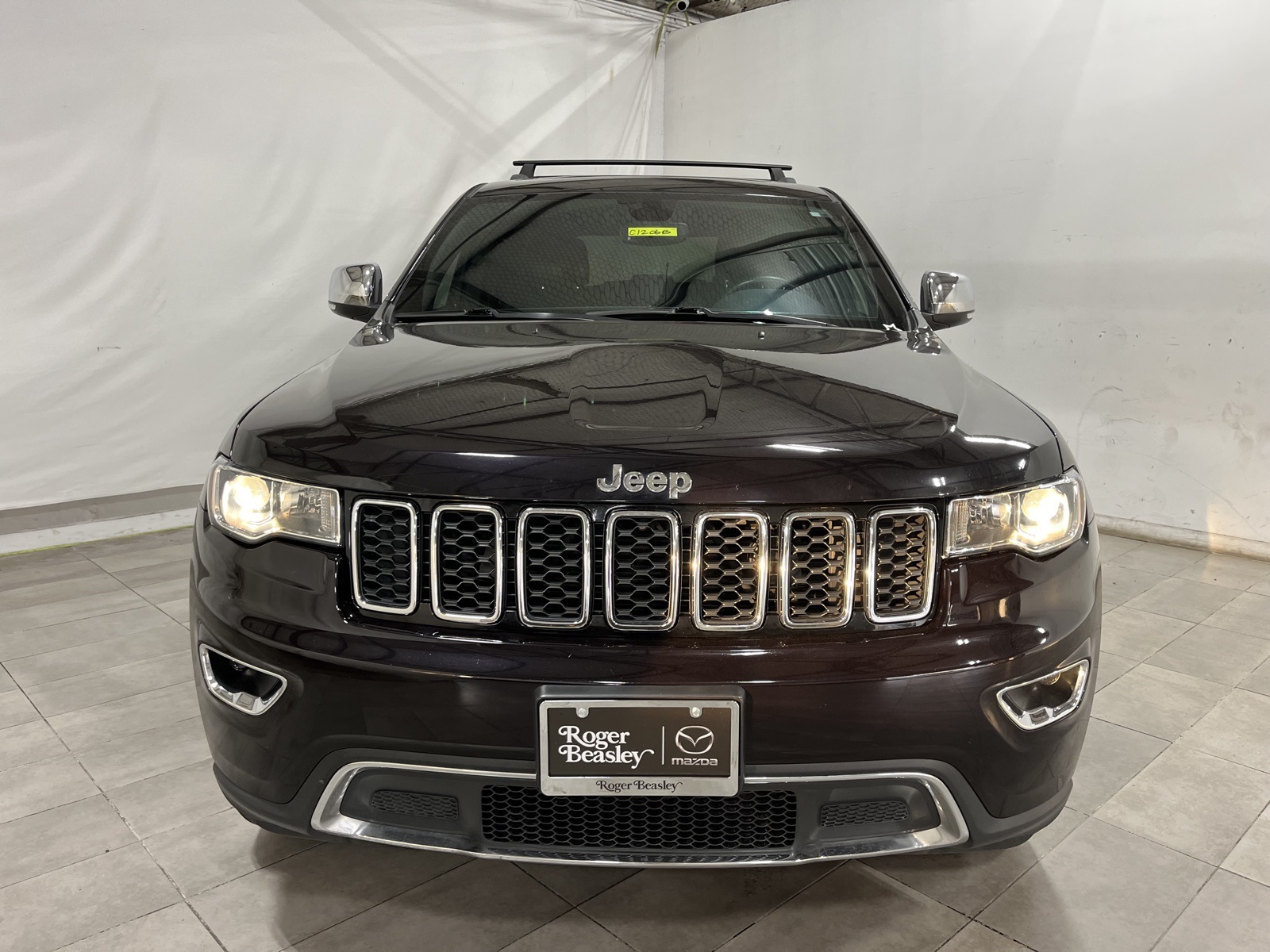 Vehicle image 7 of 29