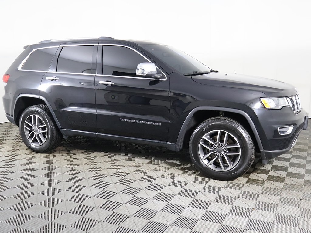 Vehicle image 5 of 62