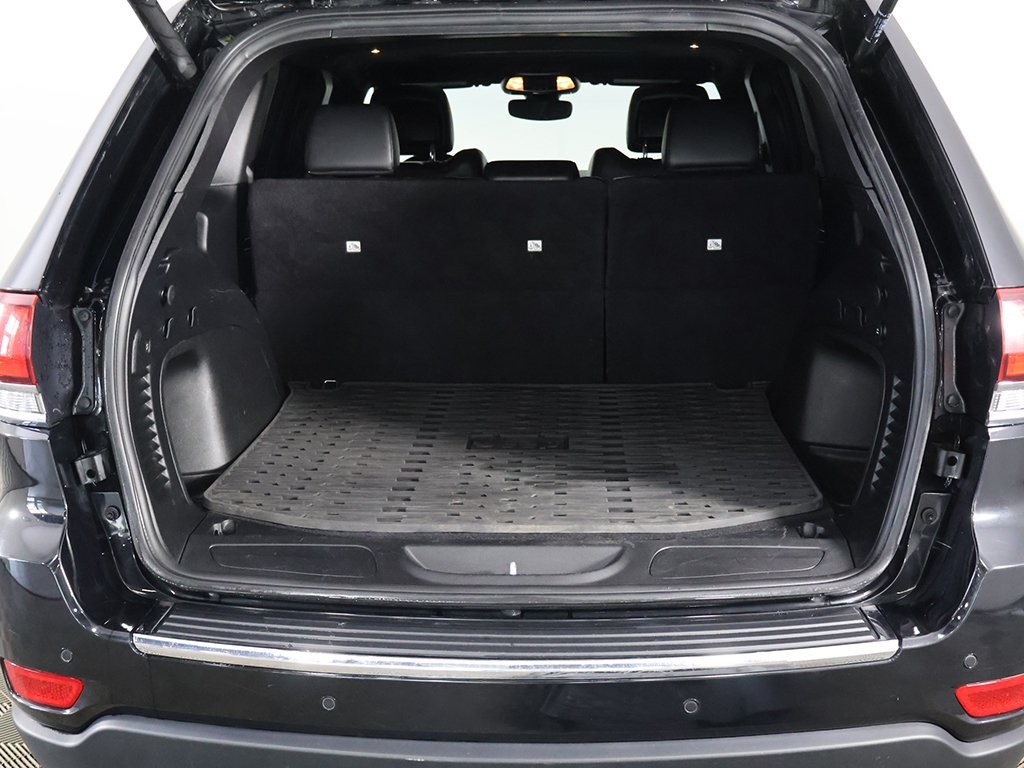 Vehicle image 21 of 62