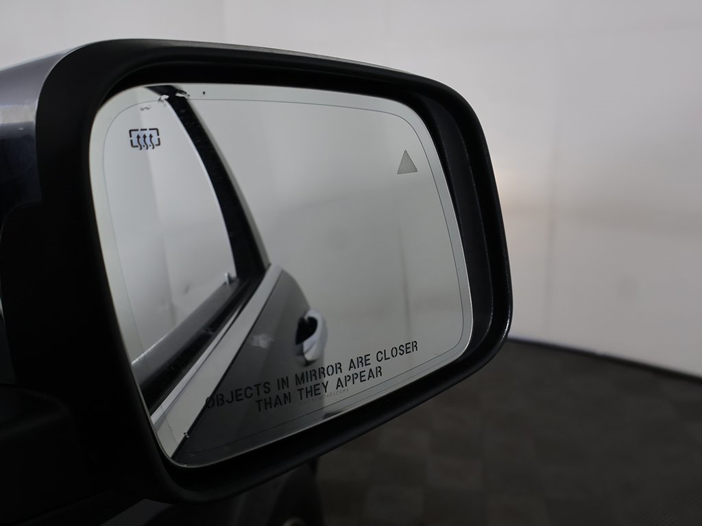 Vehicle image 36 of 62
