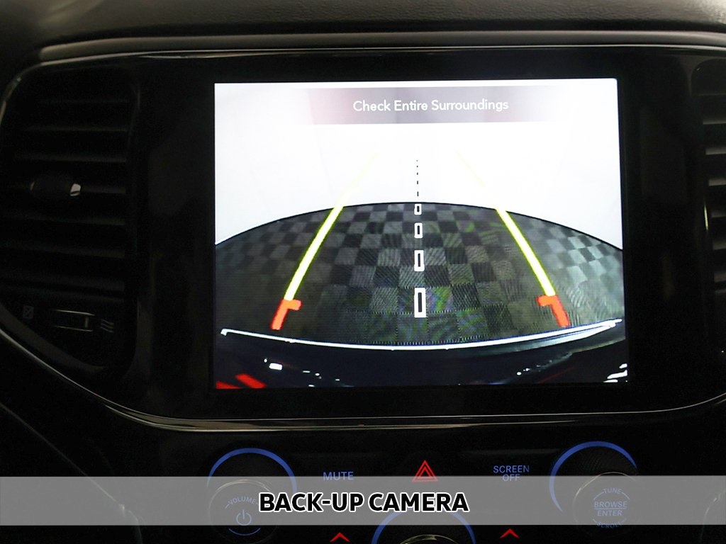 Vehicle image 15 of 62
