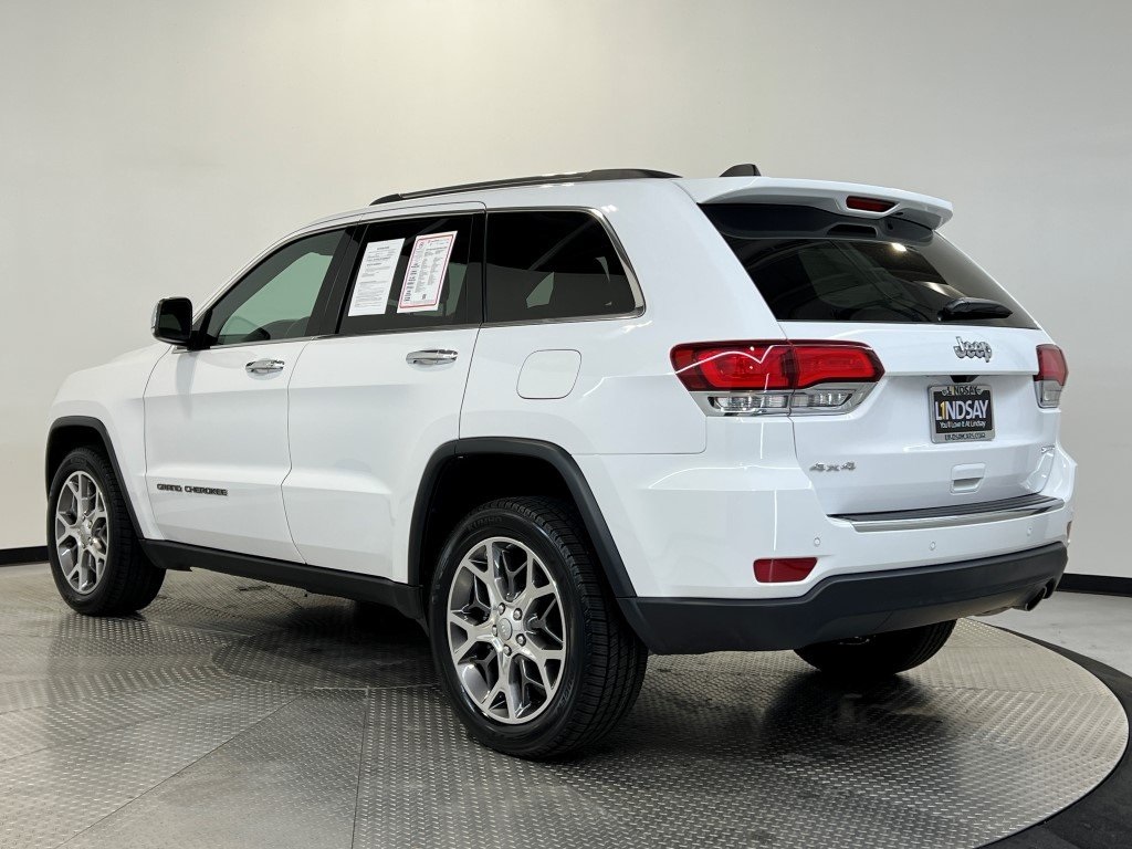 Vehicle image 8 of 41