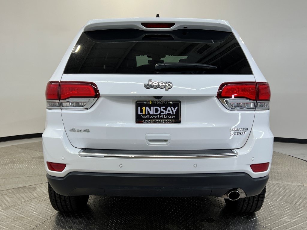 Vehicle image 5 of 41