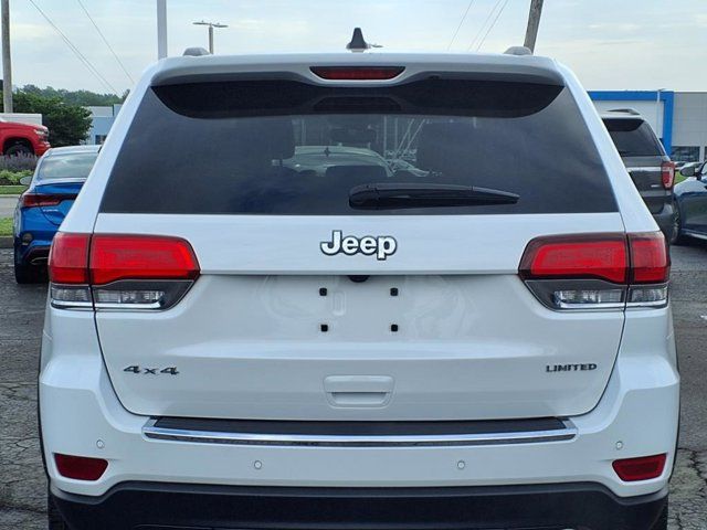 Vehicle image 8 of 29
