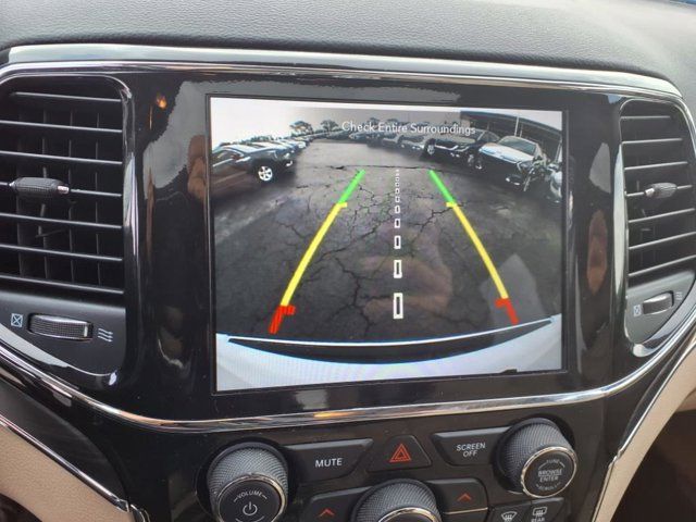 Vehicle image 20 of 29