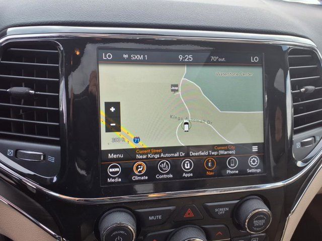 Vehicle image 18 of 29