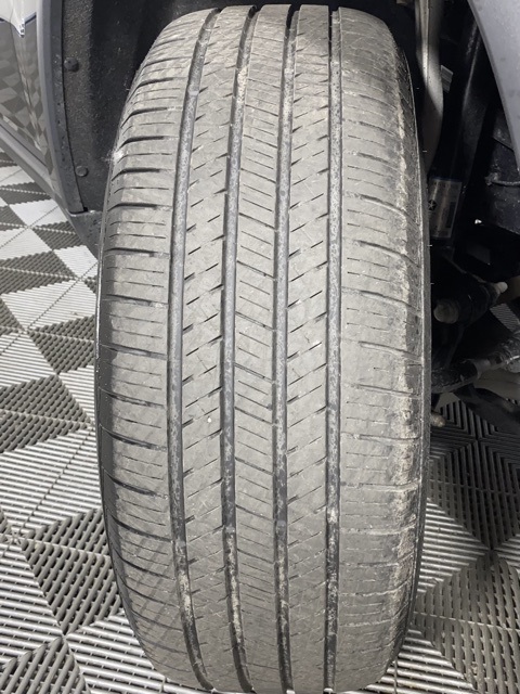 Vehicle image 47 of 51