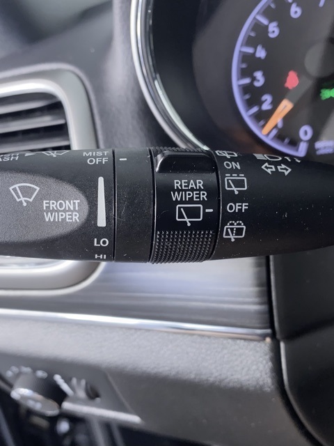 Vehicle image 18 of 51