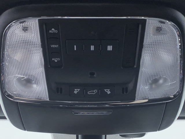 Vehicle image 16 of 51