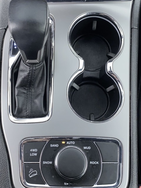 Vehicle image 23 of 51