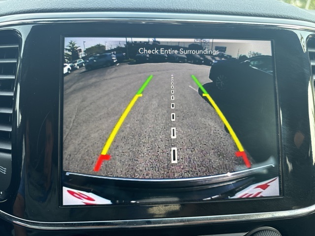 Vehicle image 20 of 22