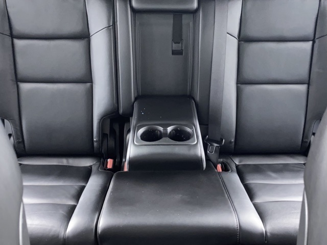 Vehicle image 34 of 51