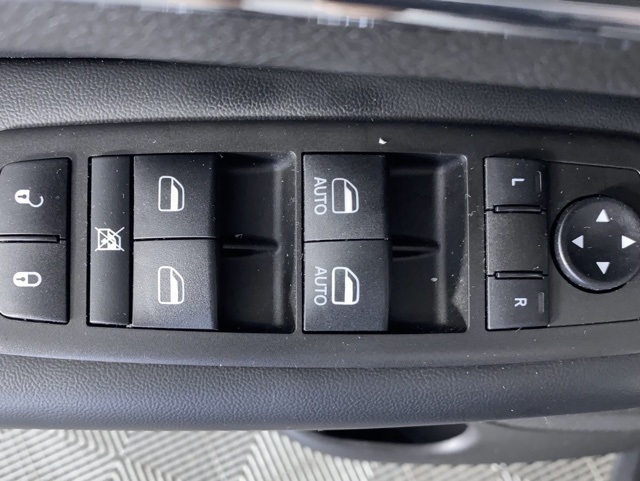Vehicle image 12 of 51