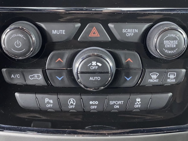 Vehicle image 22 of 51