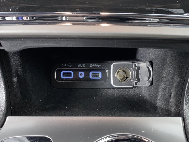 Vehicle image 23 of 51