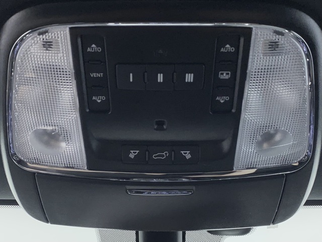 Vehicle image 16 of 51