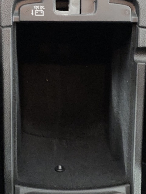 Vehicle image 25 of 51