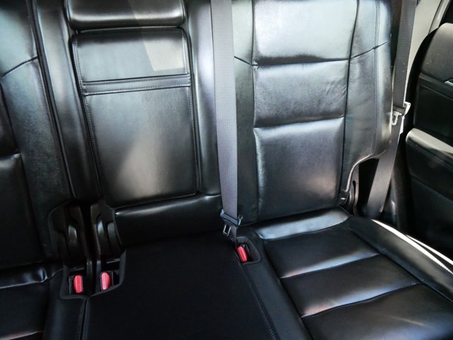 Vehicle image 17 of 36