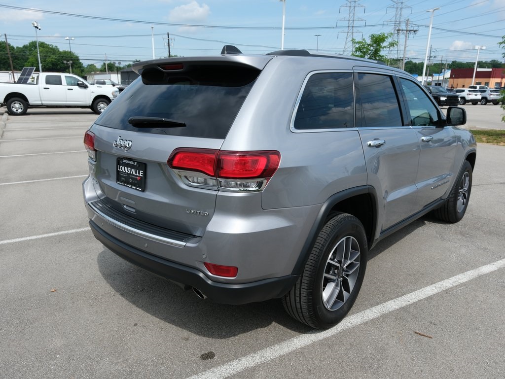 Vehicle image 4 of 38