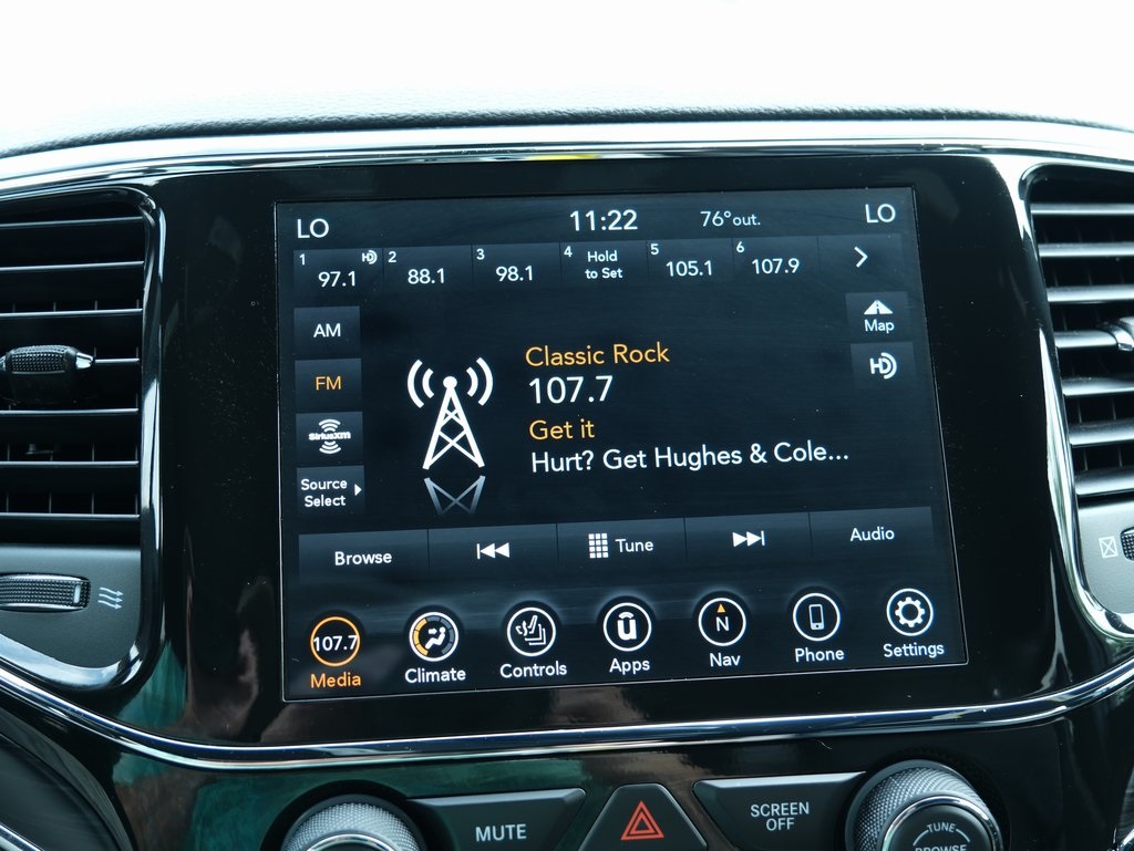Vehicle image 20 of 38