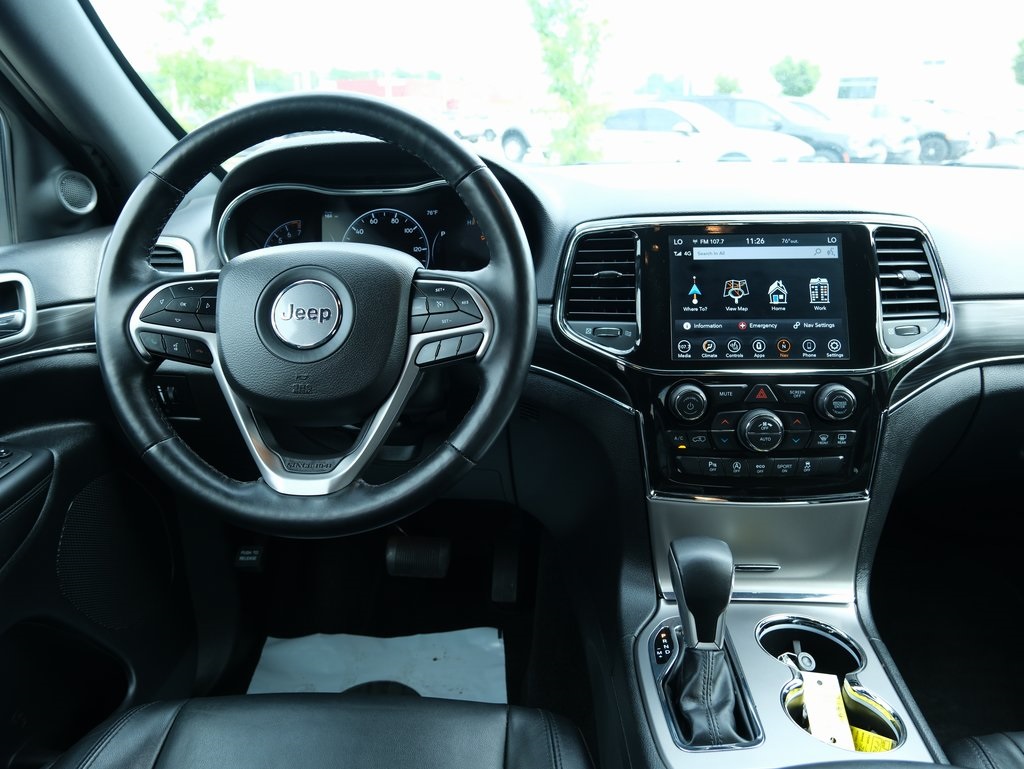 Vehicle image 29 of 38