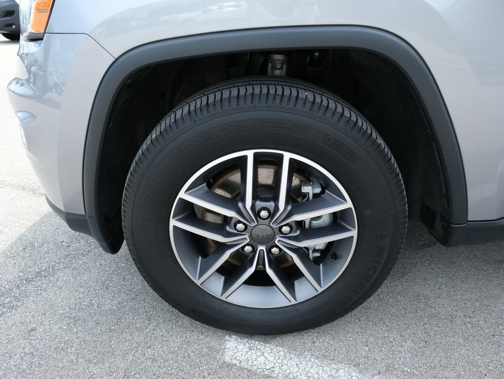 Vehicle image 13 of 38