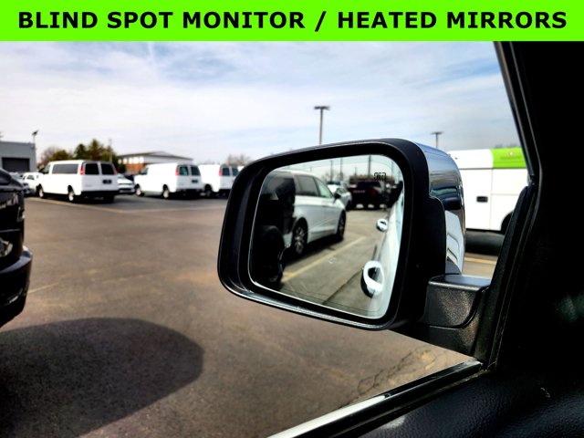 Vehicle image 11 of 37