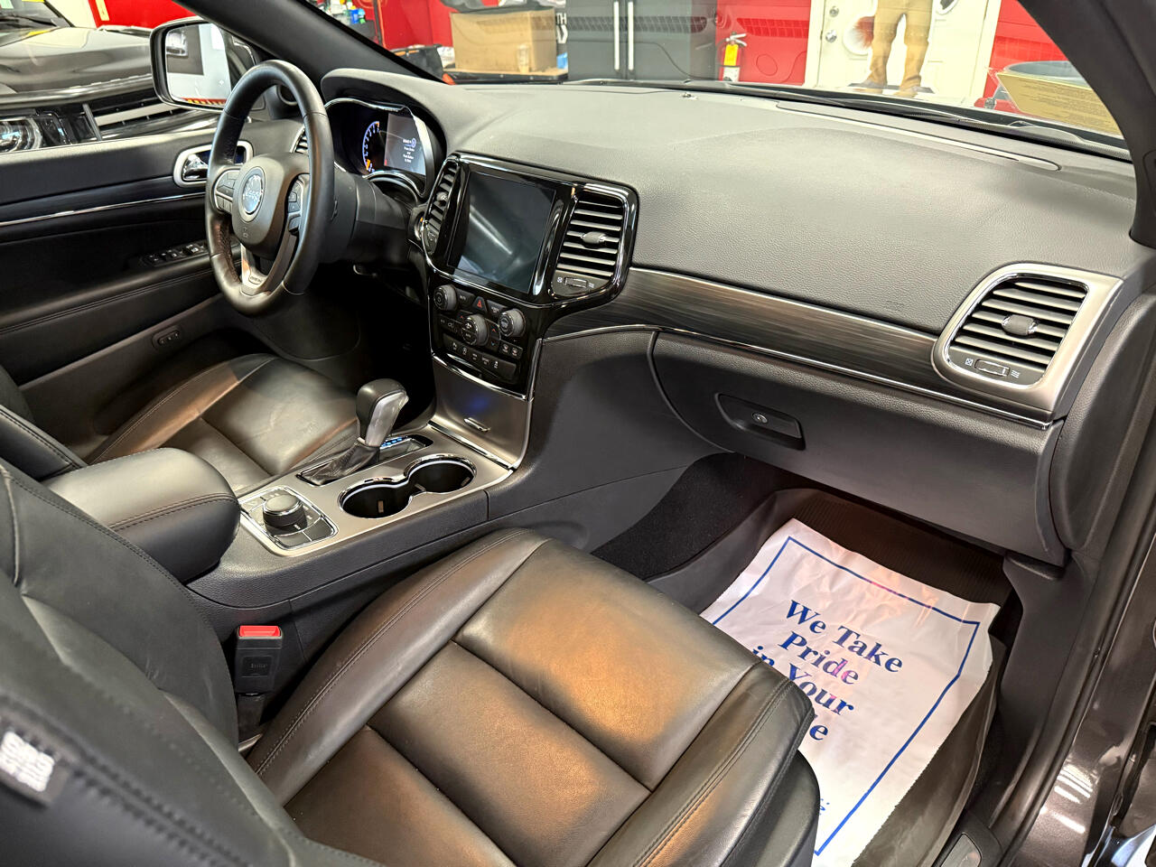 Vehicle image 40 of 59