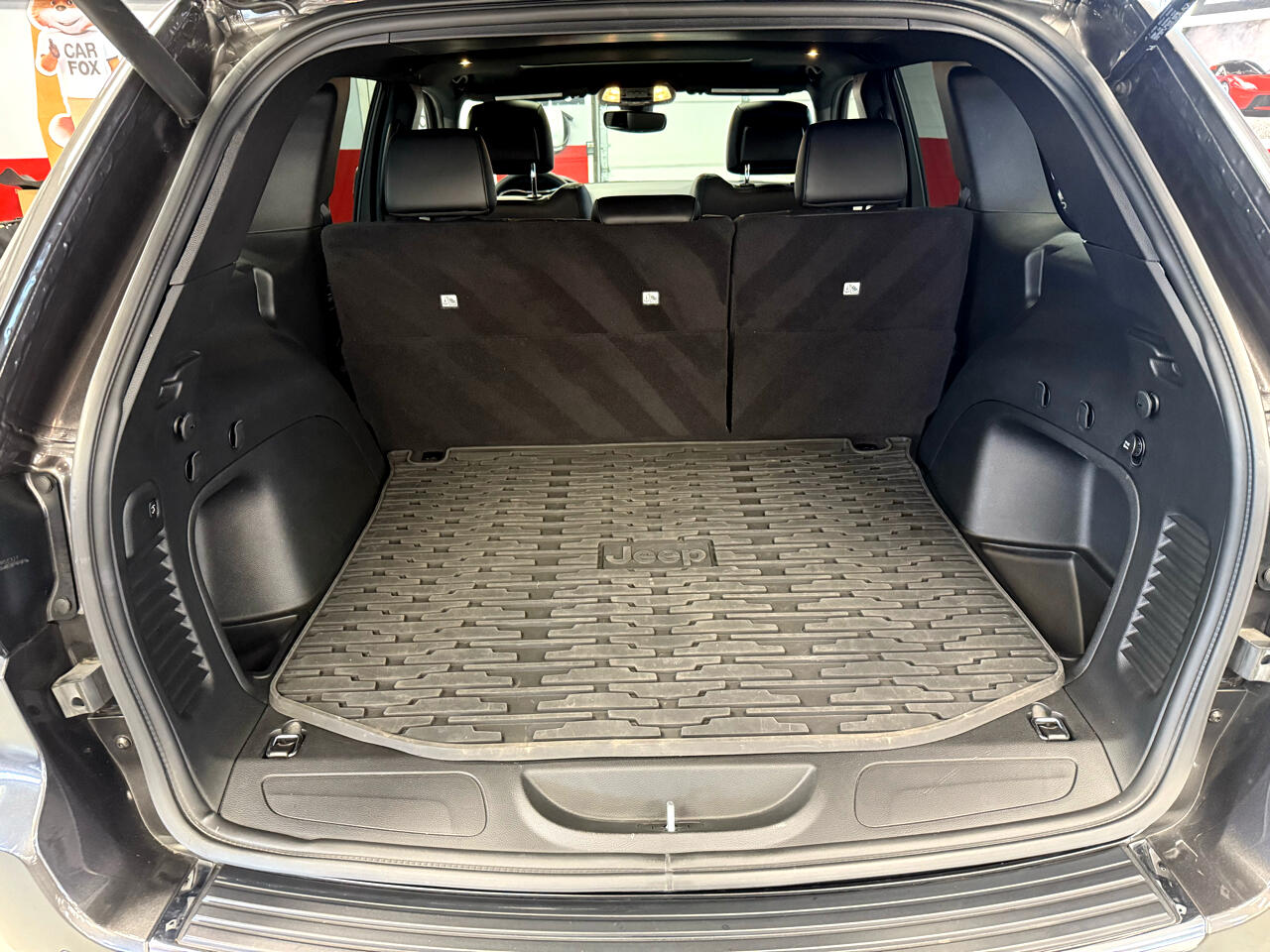 Vehicle image 14 of 59