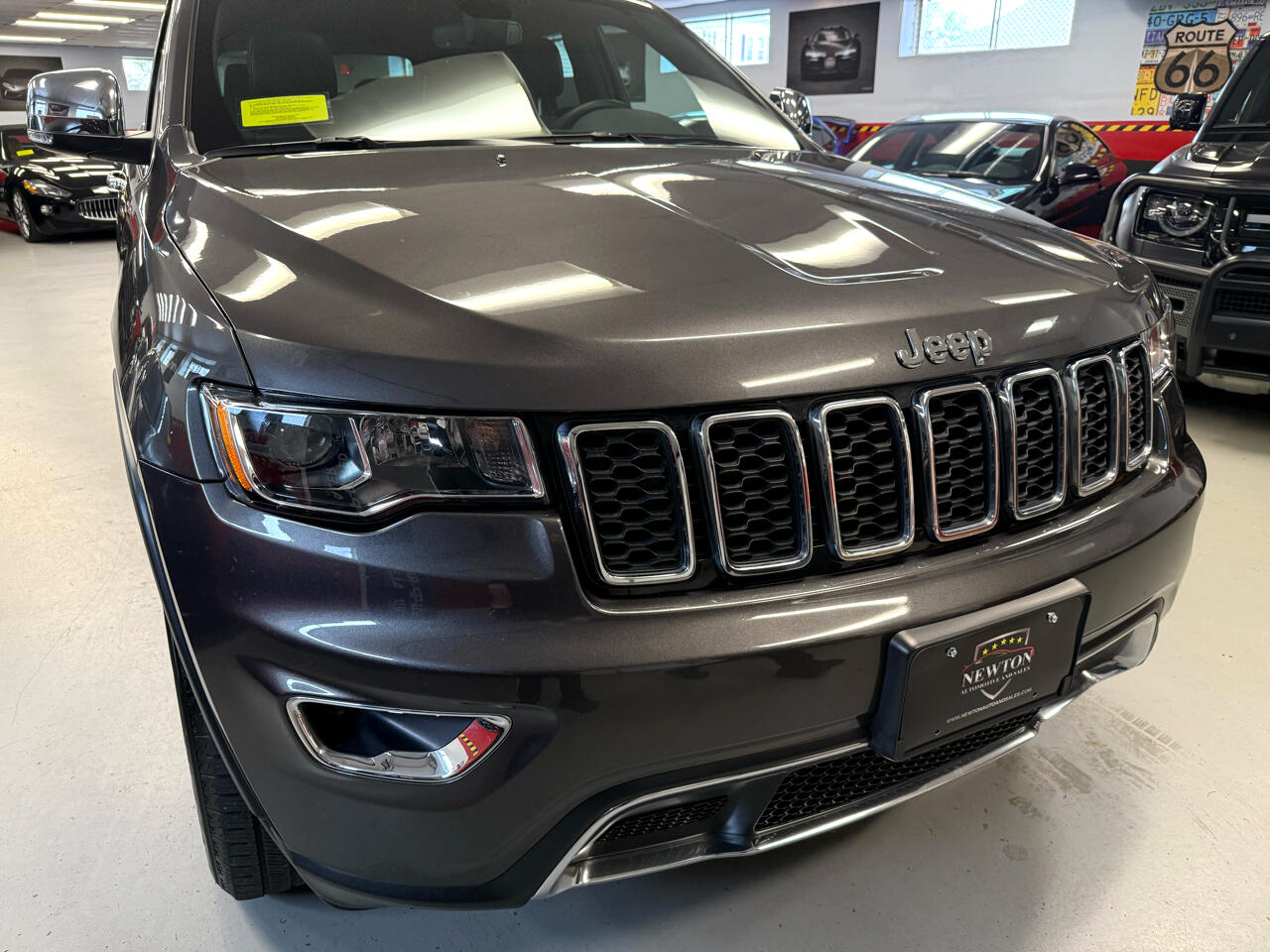 Vehicle image 21 of 59