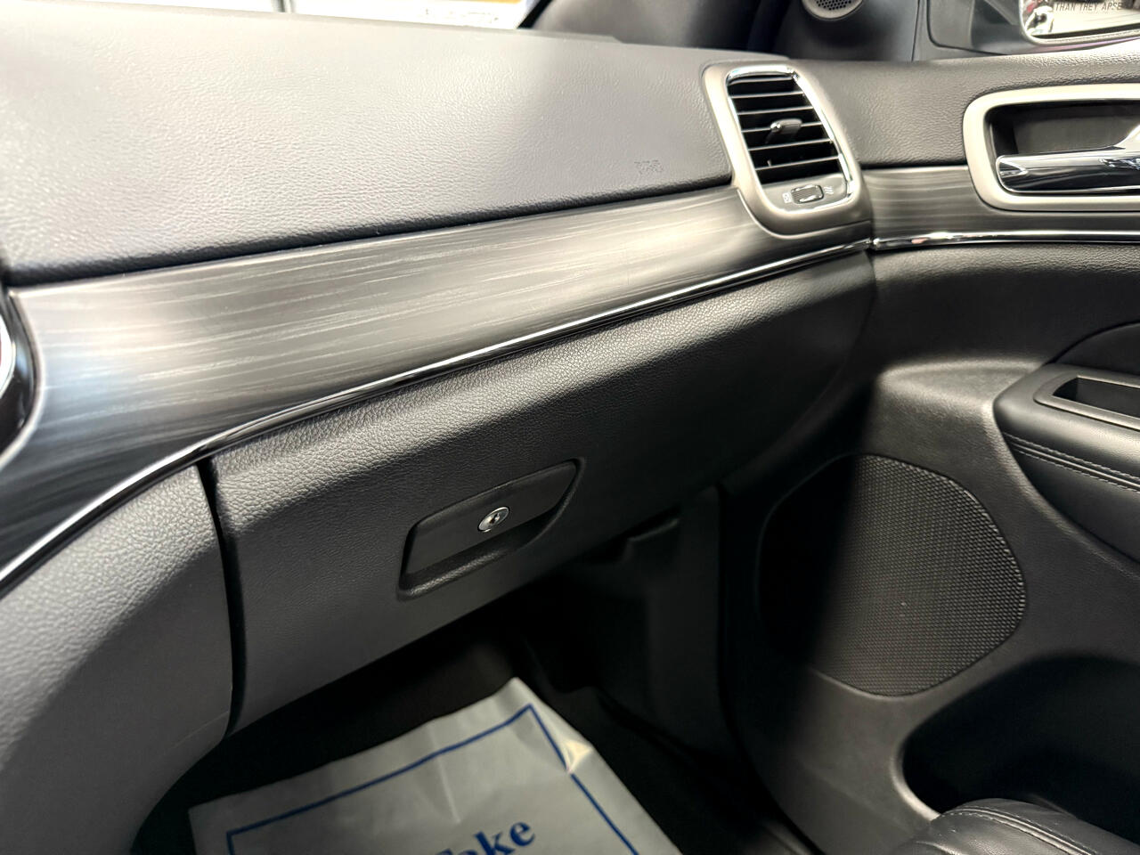 Vehicle image 54 of 59
