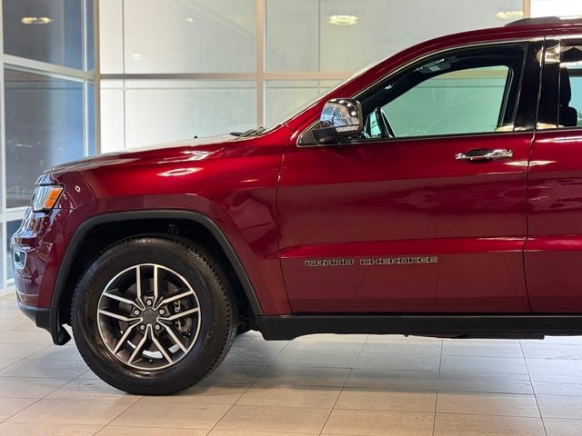 Vehicle image 14 of 37