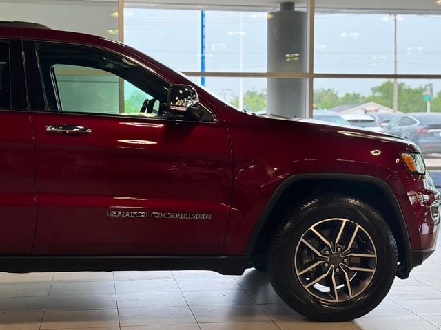 Vehicle image 8 of 37
