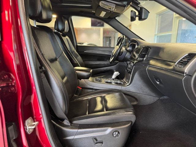 Vehicle image 20 of 37
