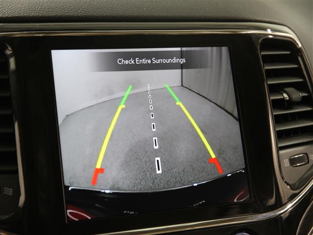 Vehicle image 15 of 25
