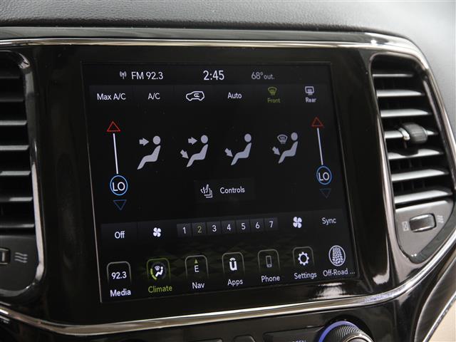 Vehicle image 12 of 25