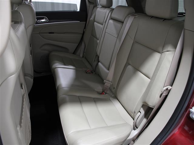Vehicle image 22 of 25