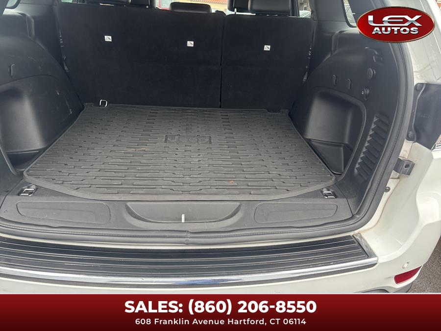 Vehicle image 24 of 49