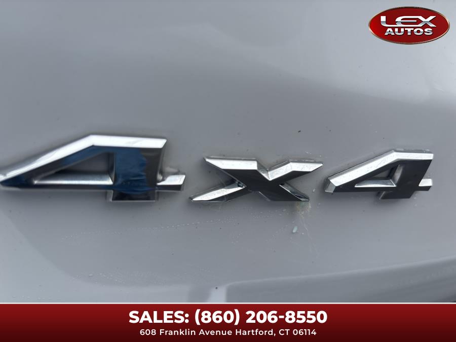 Vehicle image 16 of 49