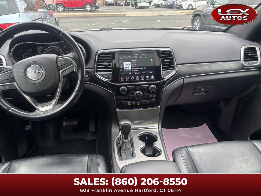 Vehicle image 41 of 49